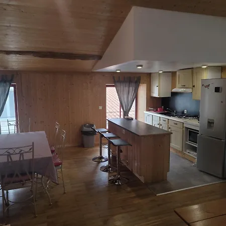 75m2 - Centre-ville Apartman *